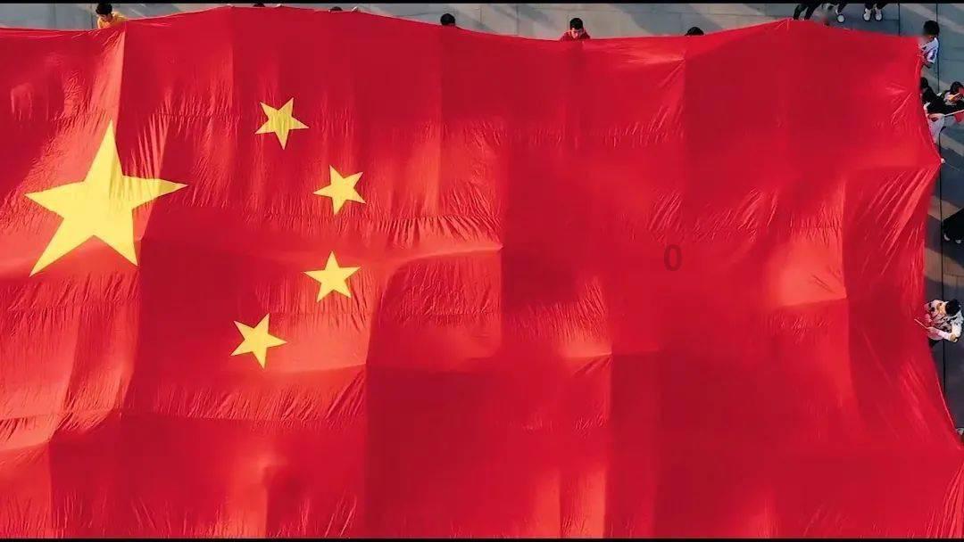 他就知道打游戏游戏画面